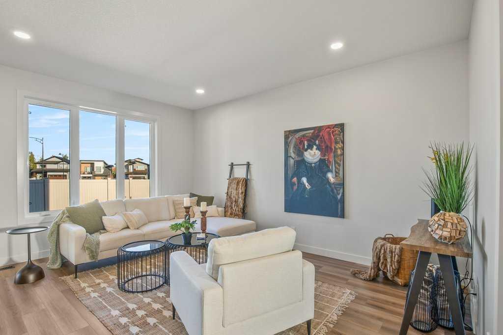 Picture for 62 Eaton Crescent  Picture for 62 Eaton Crescent