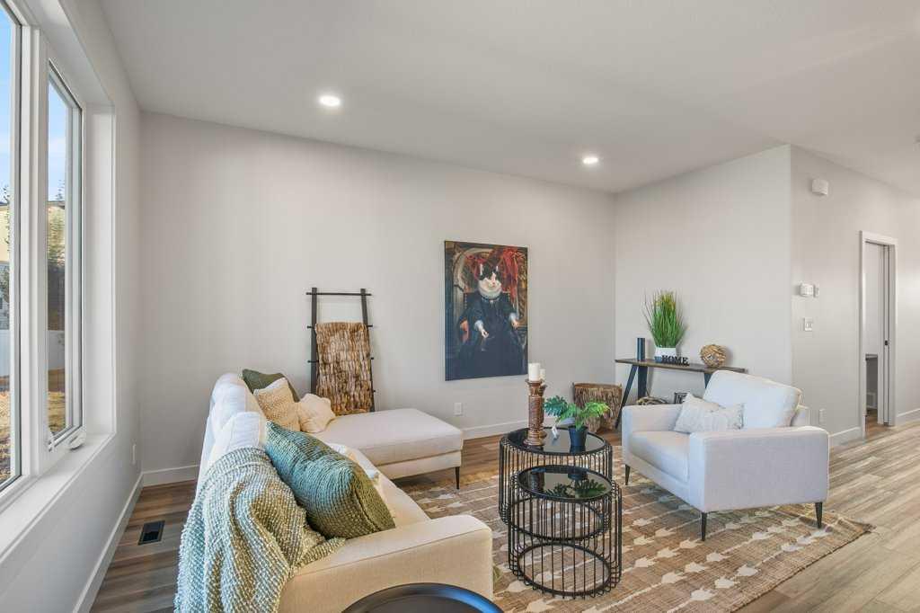 Picture for 62 Eaton Crescent  Picture for 62 Eaton Crescent