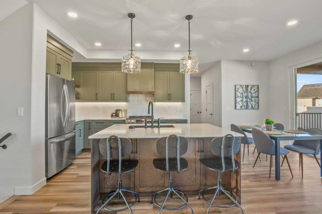 Picture for 62 Eaton Crescent  https://www.cirrealty.ca/reb/cara/3/A2263873_8.jpg