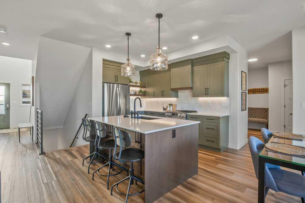 Picture for 62 Eaton Crescent  https://www.cirrealty.ca/reb/cara/3/A2263873_9.jpg