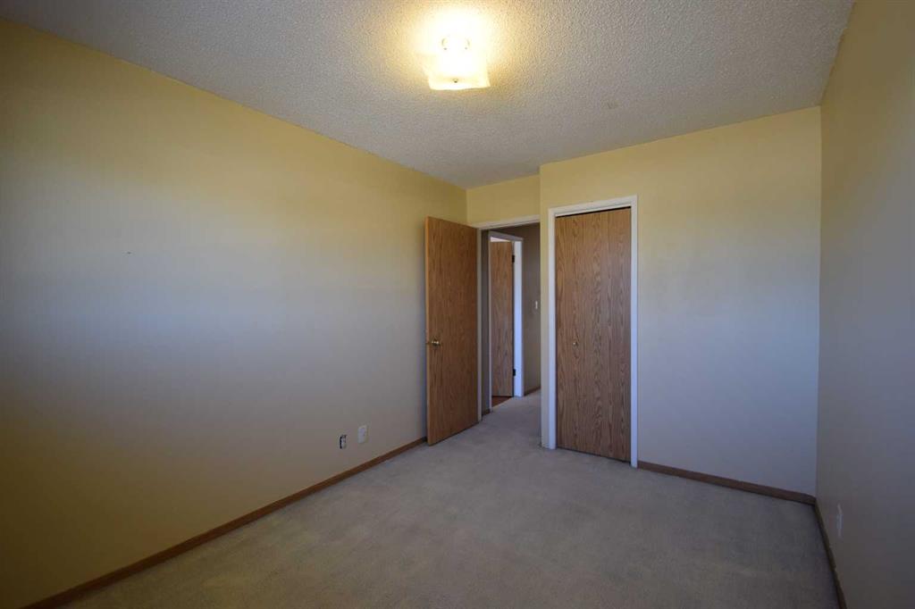 Picture for 111, 5823 57 Street  https://www.cirrealty.ca/reb/cara/3/A2265123_20.jpg