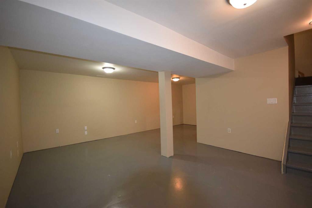Picture for 111, 5823 57 Street  https://www.cirrealty.ca/reb/cara/3/A2265123_21.jpg