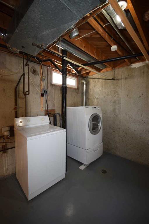 Picture for 111, 5823 57 Street  https://www.cirrealty.ca/reb/cara/3/A2265123_24.jpg