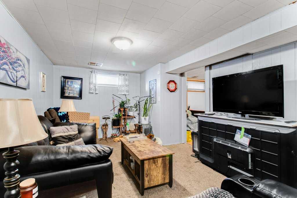 Picture for 4638 50 Avenue  https://www.cirrealty.ca/reb/cara/3/A2265263_15.jpg