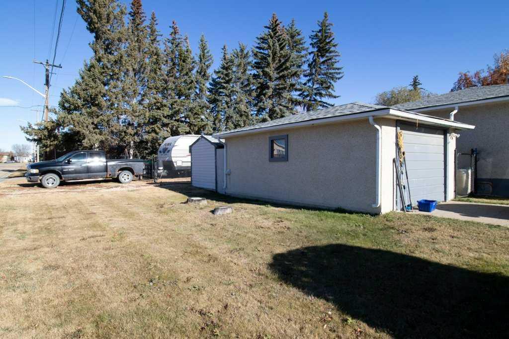 Picture for 4638 50 Avenue  https://www.cirrealty.ca/reb/cara/3/A2265263_26.jpg