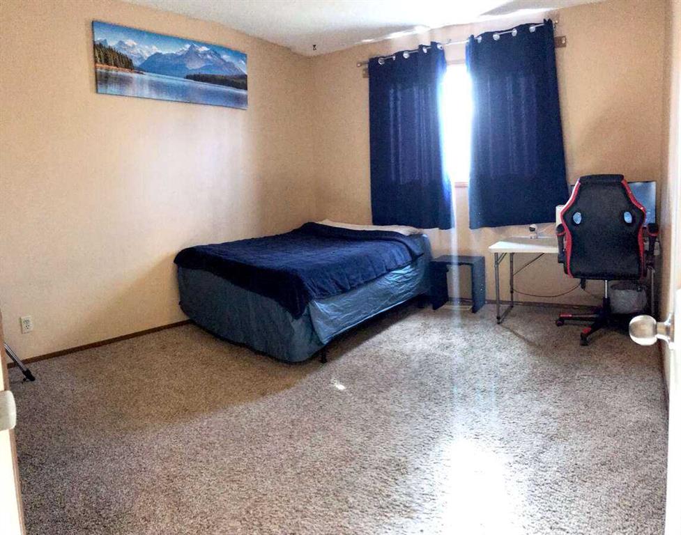 Picture for 5232 38 Street Crescent  https://www.cirrealty.ca/reb/cara/3/A2265393_12.jpg