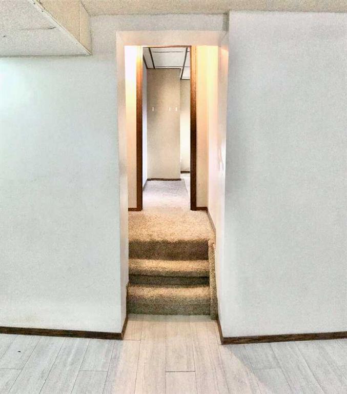 Picture for 5232 38 Street Crescent  https://www.cirrealty.ca/reb/cara/3/A2265393_17.jpg