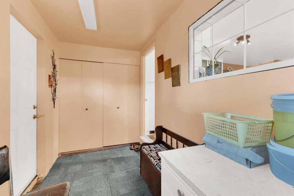 Picture for 2, 431014 Range Road 250   https://www.cirrealty.ca/reb/cara/3/A2265893_13.jpg