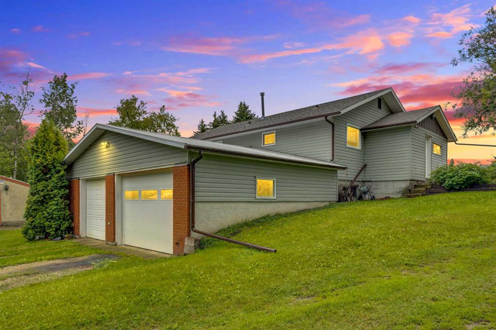 Picture for 2, 431014 Range Road 250   https://www.cirrealty.ca/reb/cara/3/A2265893_39.jpg