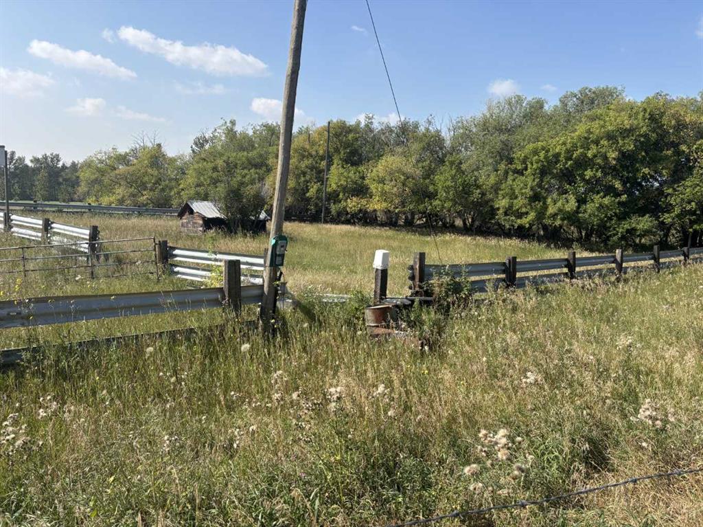 Picture for 2, 431014 Range Road 250   https://www.cirrealty.ca/reb/cara/3/A2265893_45.jpg