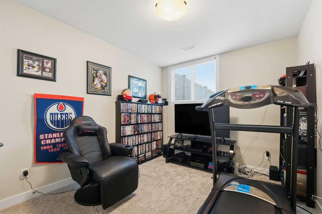 Picture for 48 Evergreen Way  https://www.cirrealty.ca/reb/cara/3/A2265993_18.jpg