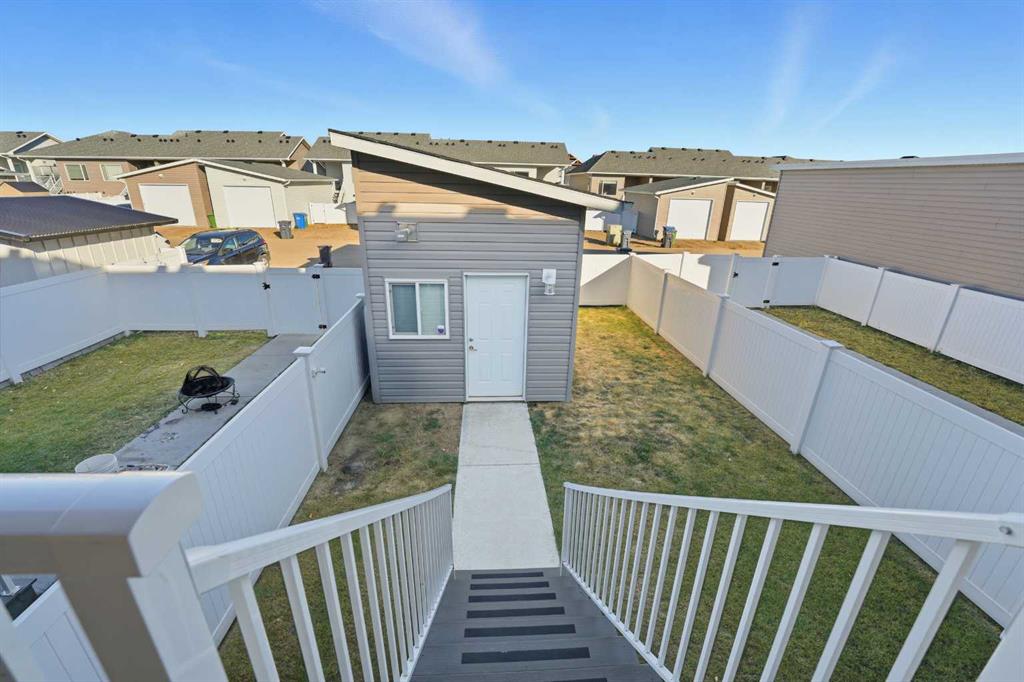 Picture for 48 Evergreen Way  https://www.cirrealty.ca/reb/cara/3/A2265993_23.jpg