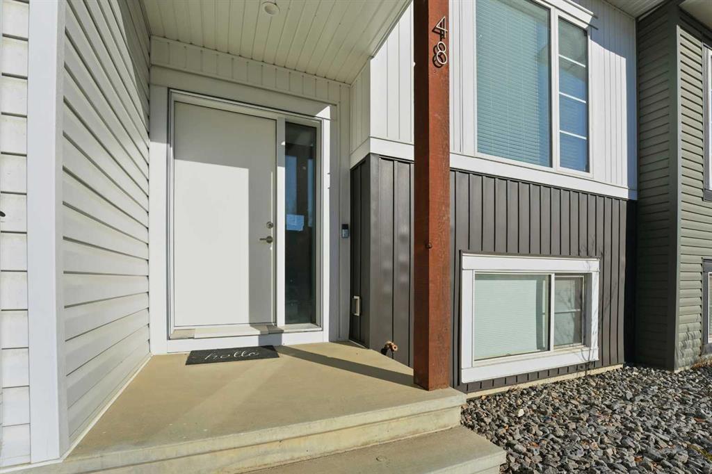 Picture for 48 Evergreen Way  https://www.cirrealty.ca/reb/cara/3/A2265993_3.jpg