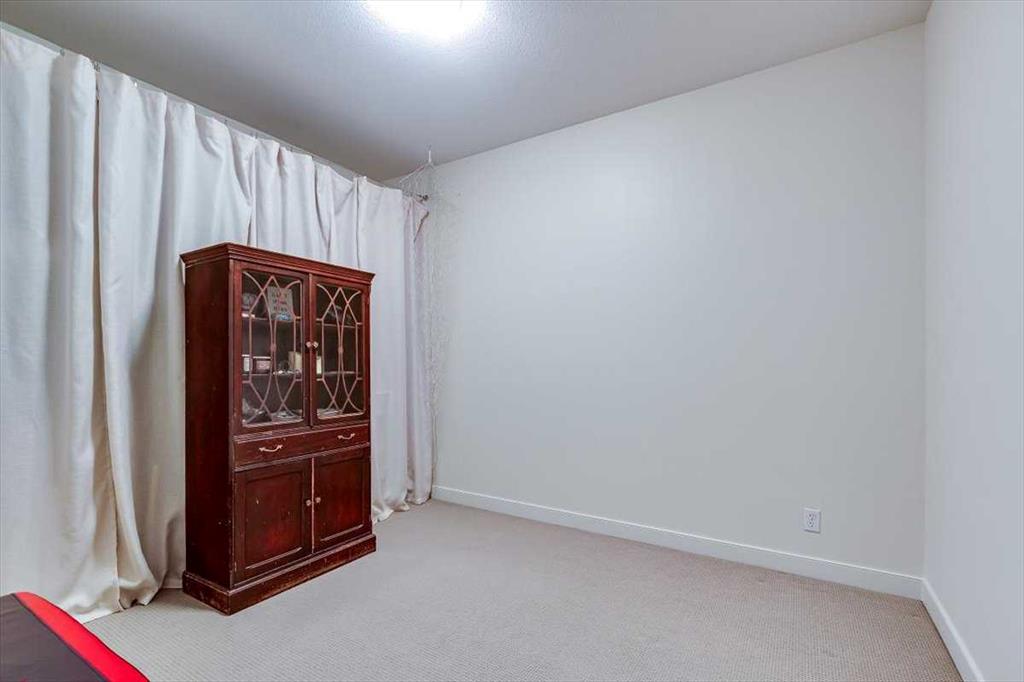 Picture for 117, 100 Lakeway Boulevard  https://www.cirrealty.ca/reb/cara/3/A2266733_24.jpg