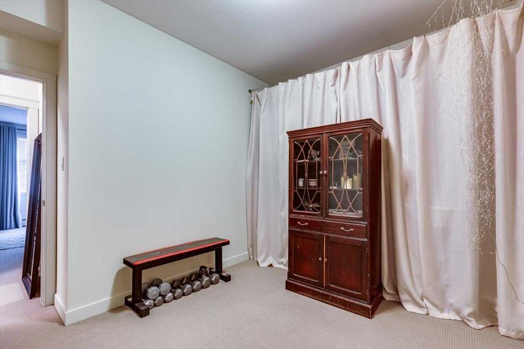 Picture for 117, 100 Lakeway Boulevard  https://www.cirrealty.ca/reb/cara/3/A2266733_25.jpg
