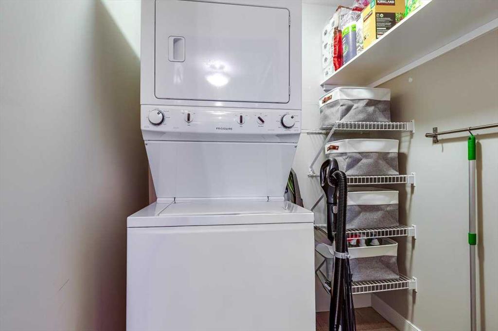 Picture for 117, 100 Lakeway Boulevard  https://www.cirrealty.ca/reb/cara/3/A2266733_28.jpg