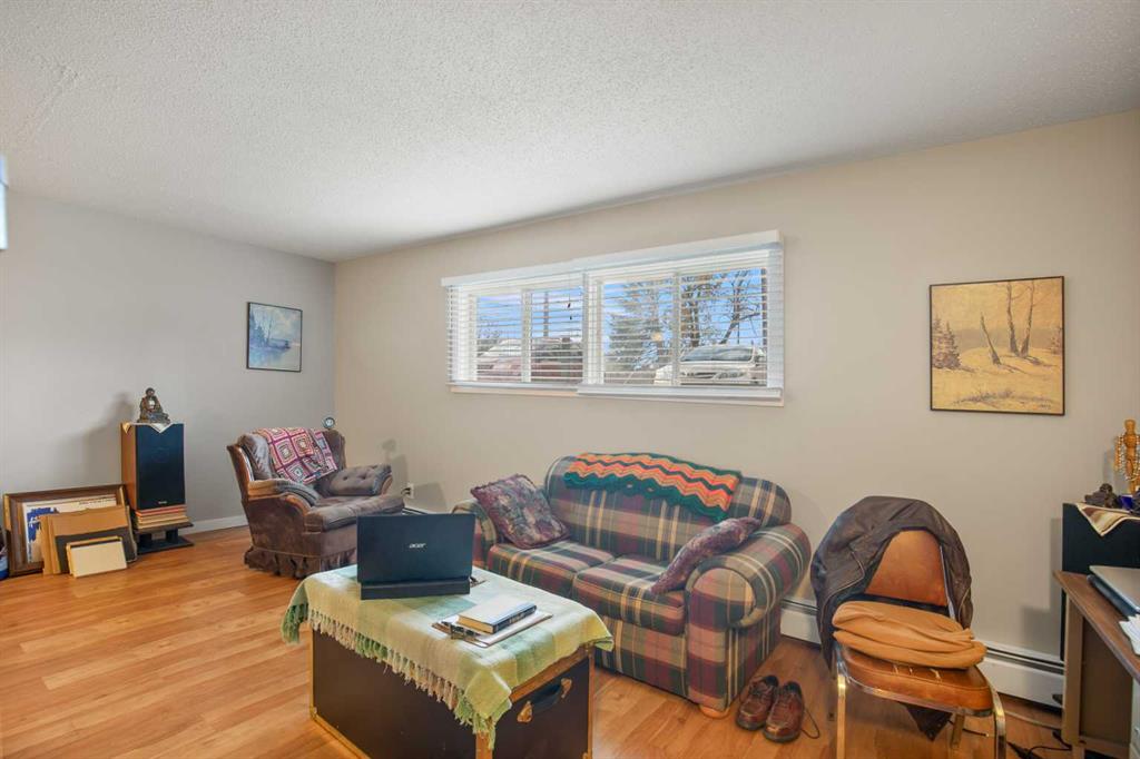 Picture for 101-304, 5904 51 Avenue 