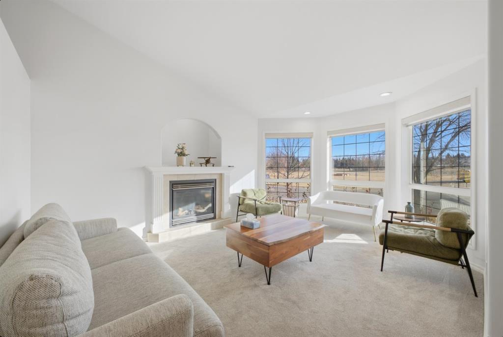 Picture for 11 Falcon Ridge Drive 