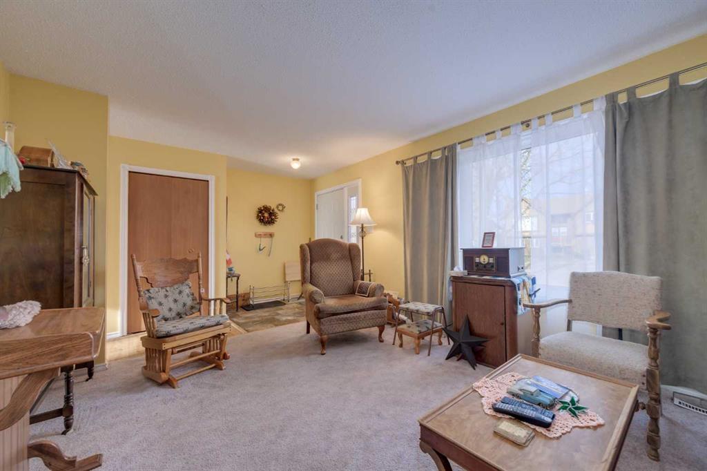 Picture for 4729 54 Avenue 