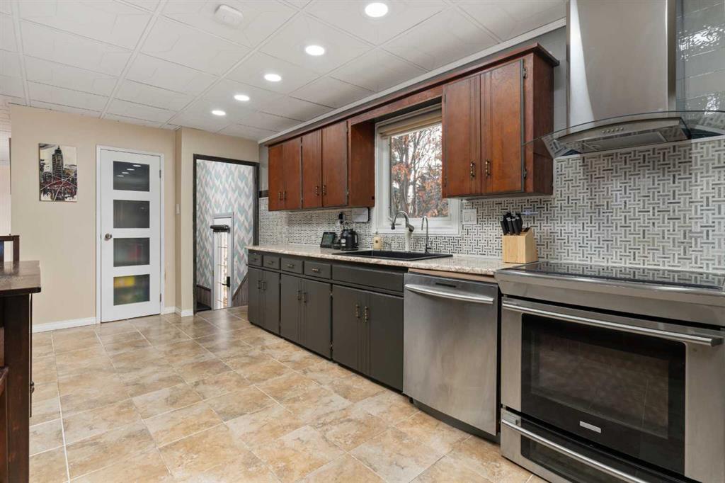 Picture for 4415 66A Street 