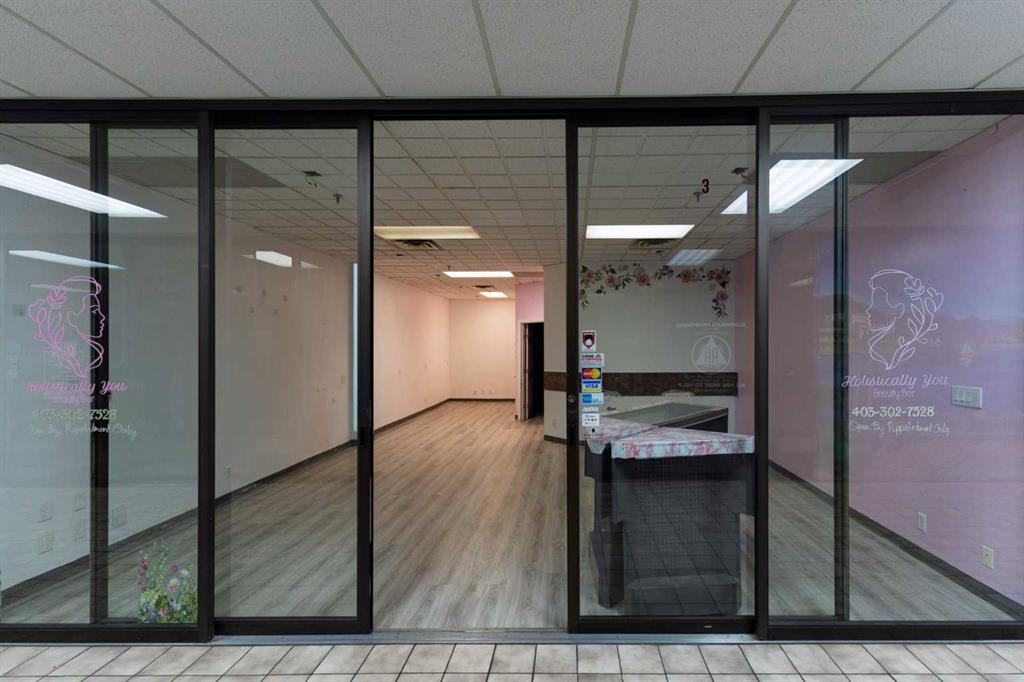 Picture for 3, 4929 50 Street 