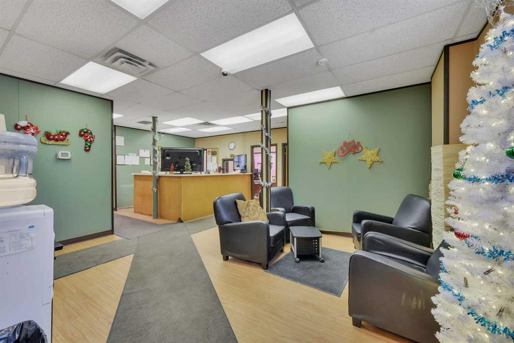 Picture for 4727 60 Street 