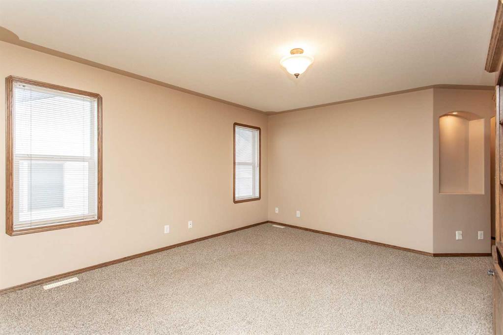 Picture for 24 Iverson Close 