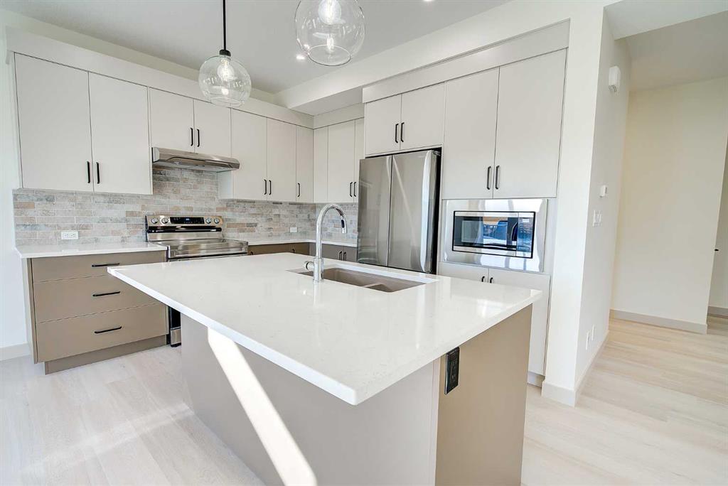 Picture for 6 Ian Way 