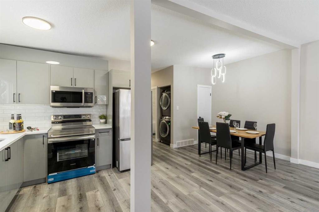 Picture for 712 72 Avenue NW