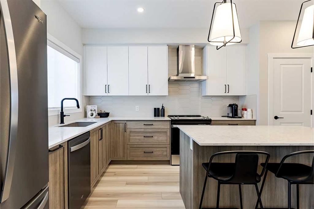 Picture for 92 Ashlar Road NW