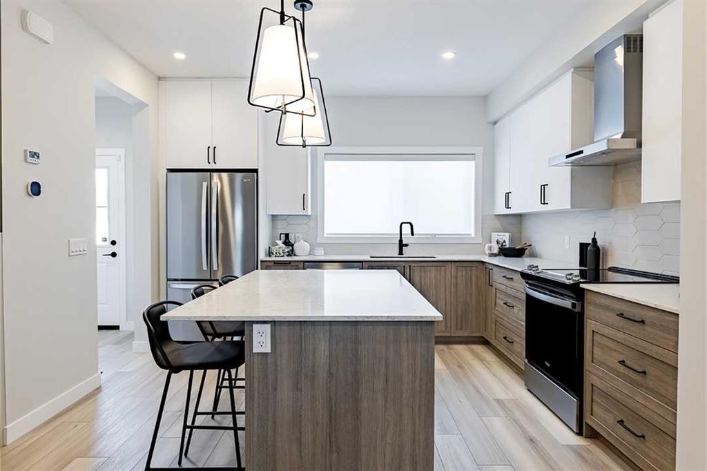 Picture for 92 Ashlar Road NW