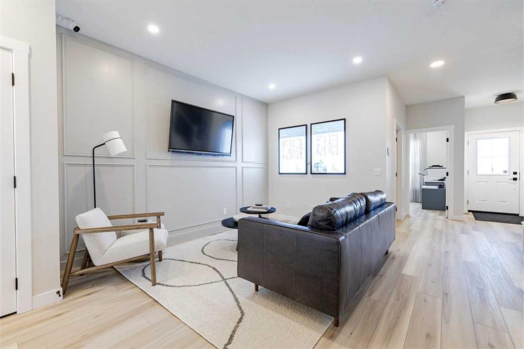 Picture for 92 Ashlar Road NW