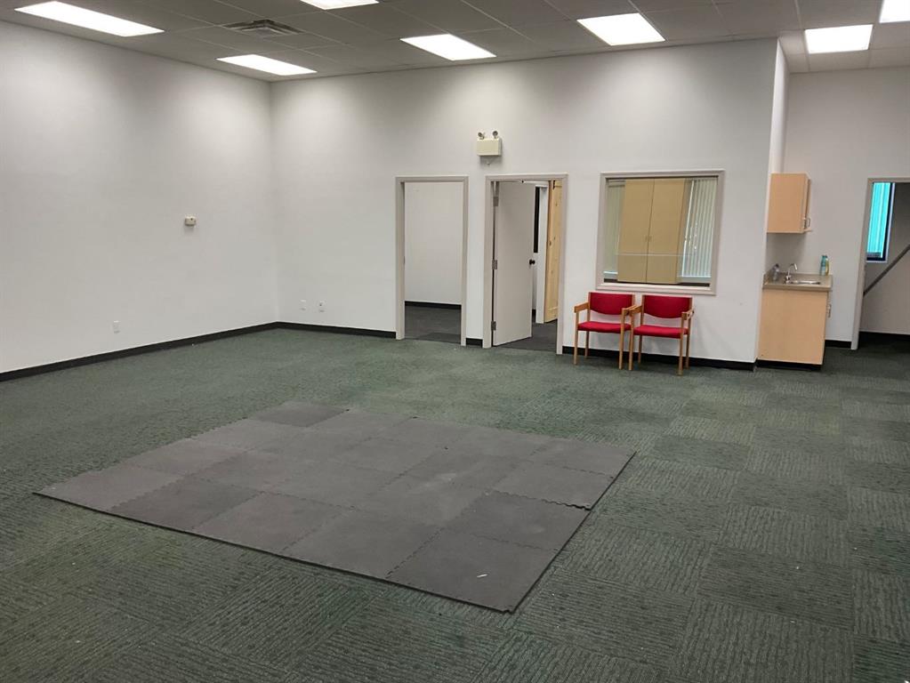 Picture for 101, 4770 Riverside Drive 