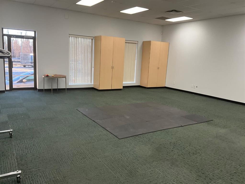 Picture for 101, 4770 Riverside Drive 