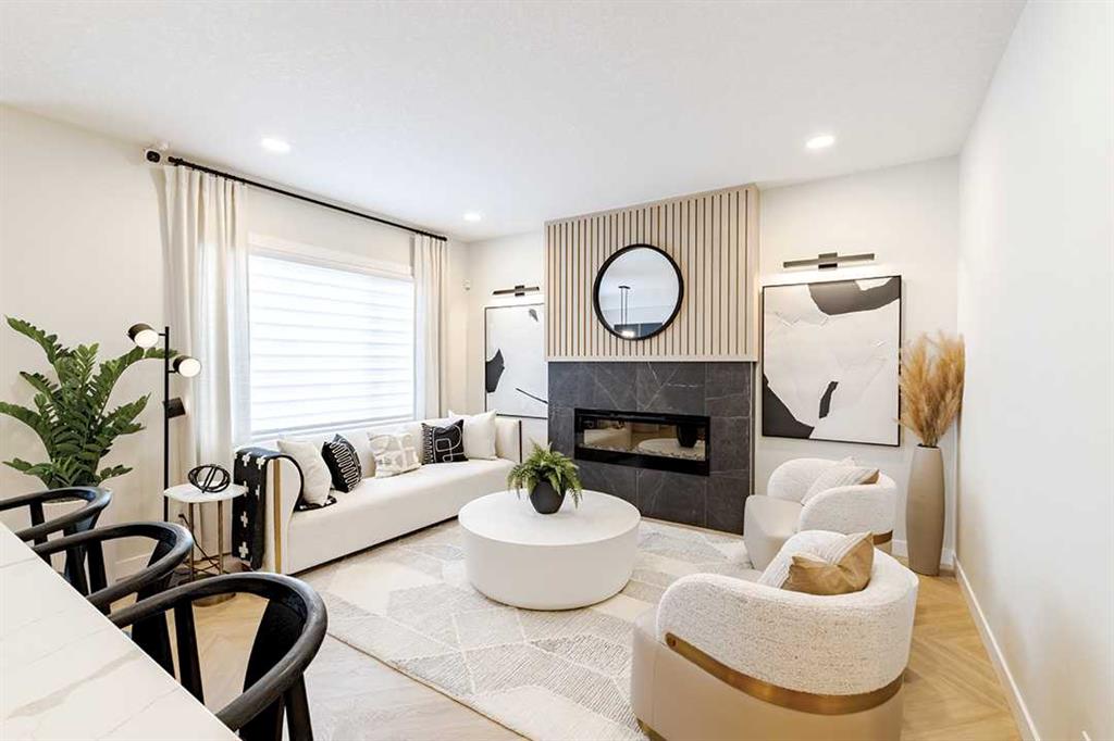 Picture for 190 Rosemary Gardens SE