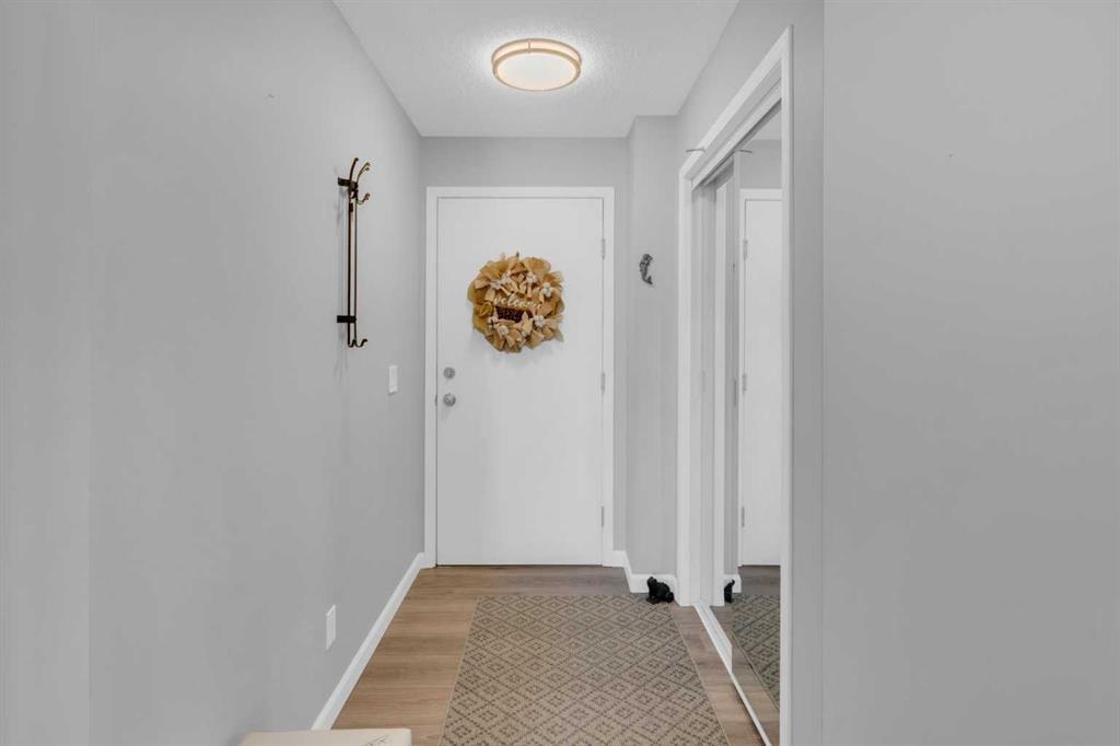 Picture for 8401, 304 MacKenzie Way SW