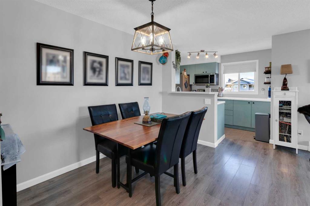 Picture for 8401, 304 MacKenzie Way SW