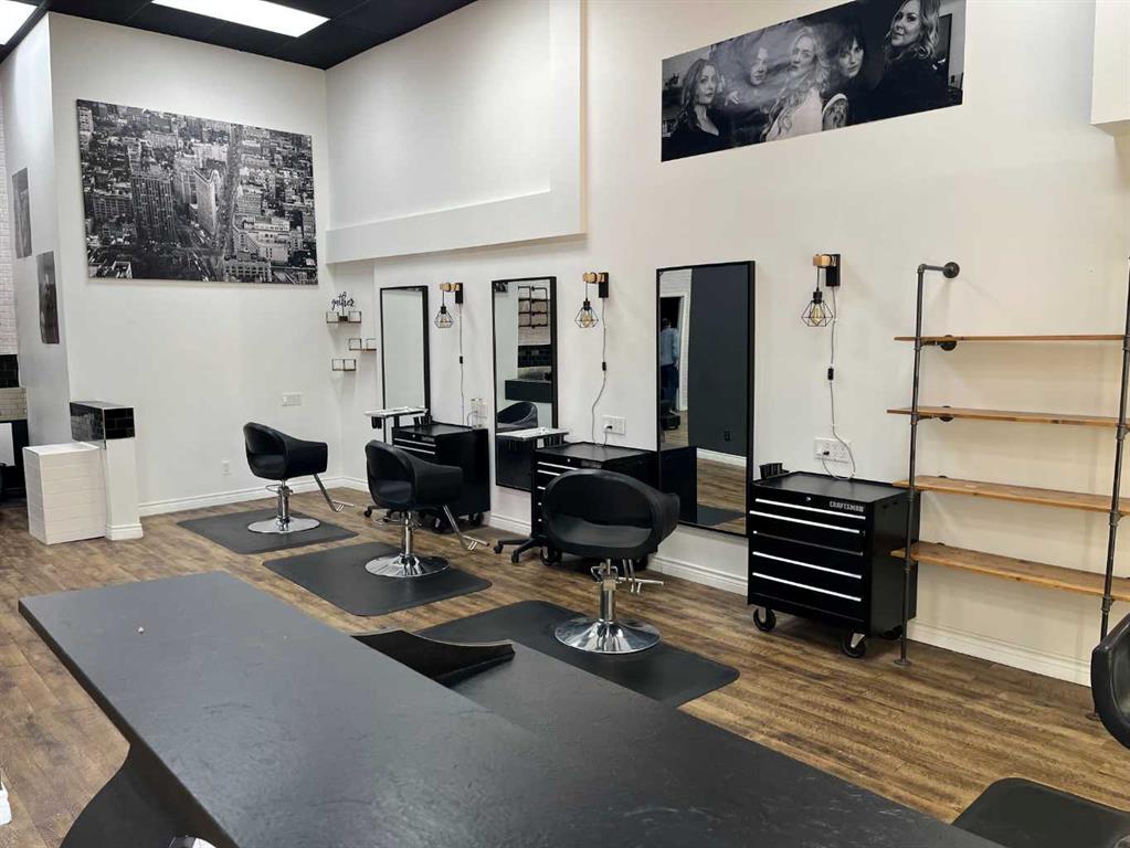 Picture for 1, 4801 51 Avenue 