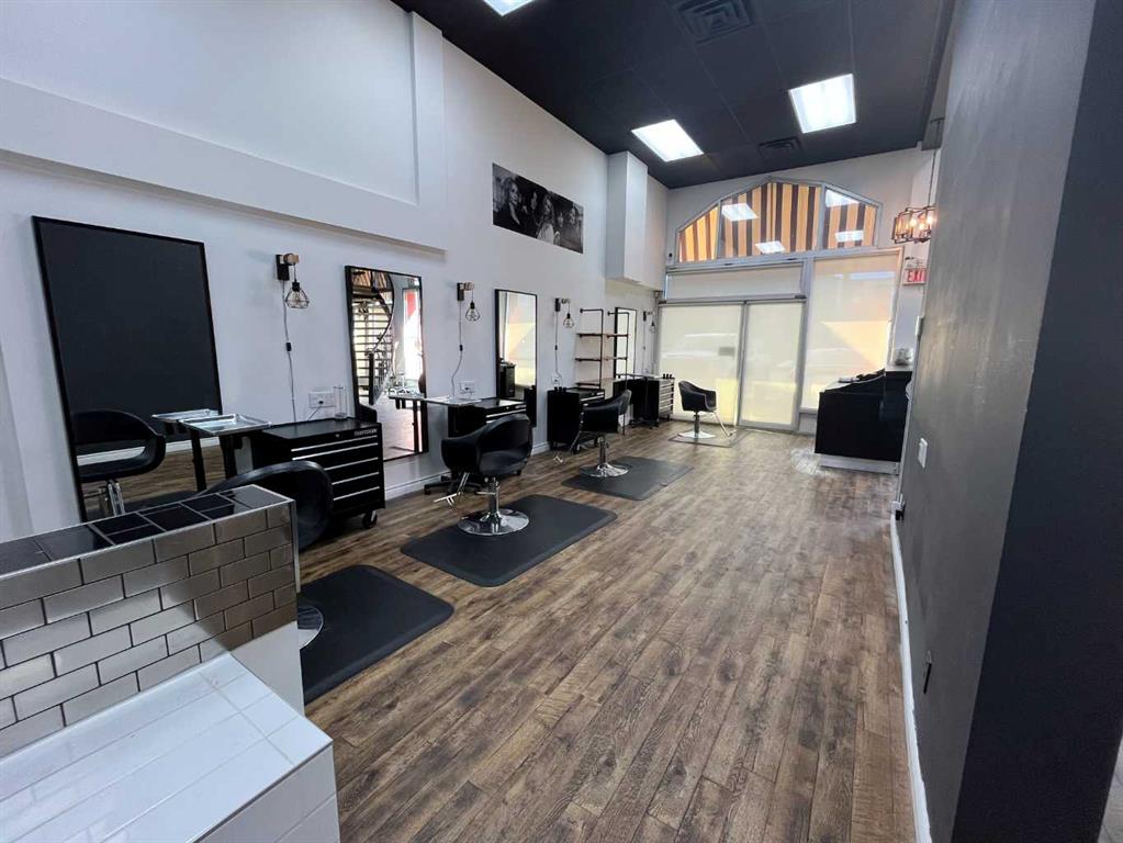 Picture for 1, 4801 51 Avenue 