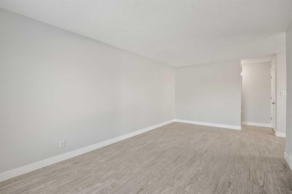 Picture for 6007 59 Street 