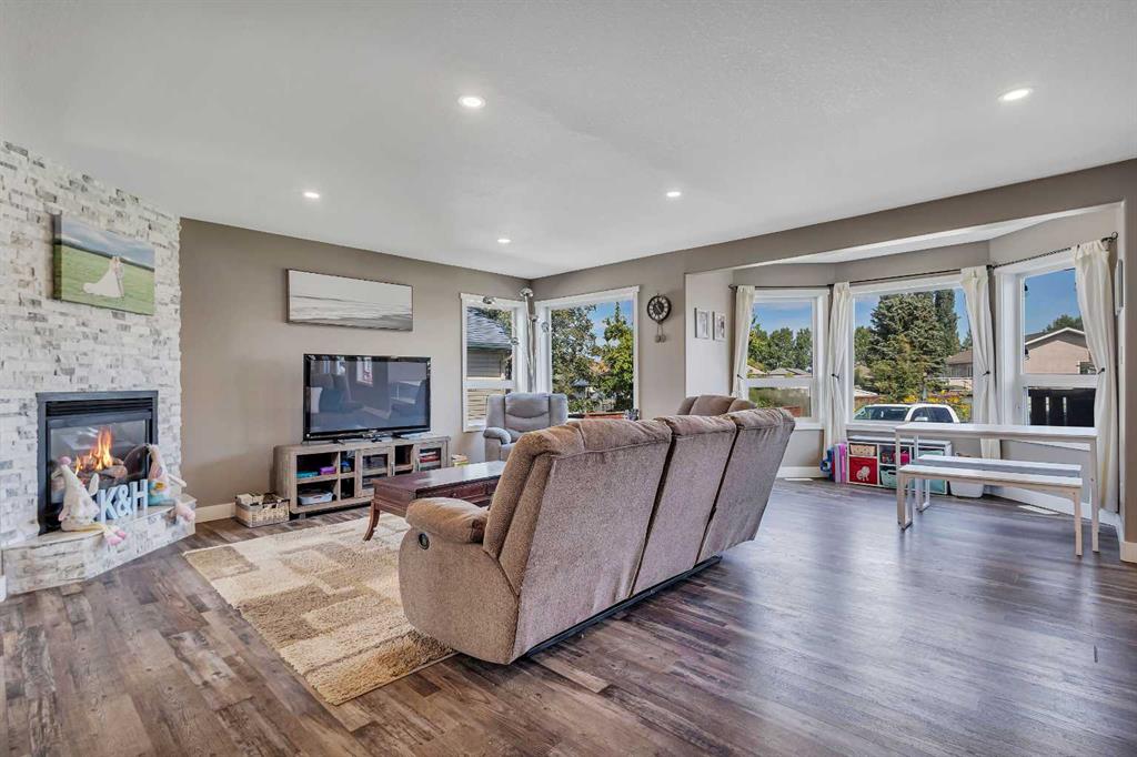 Picture for 5838 65 Avenue 