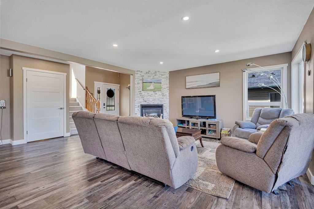 Picture for 5838 65 Avenue 