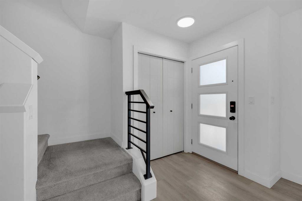 Picture for 182 Ava Crescent 