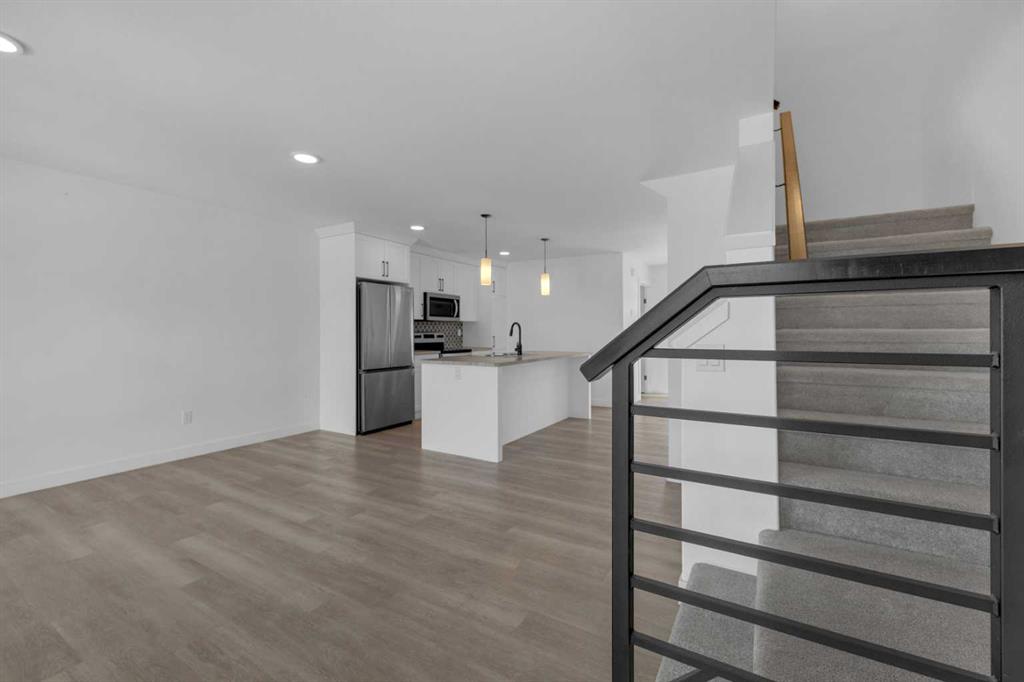 Picture for 182 Ava Crescent 