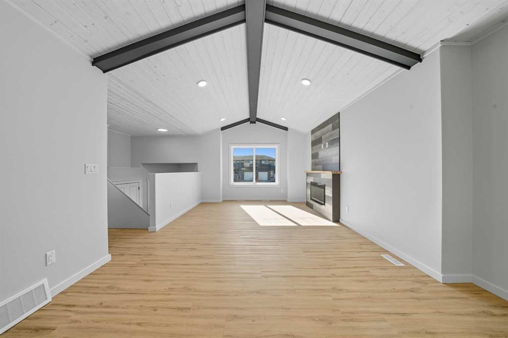 Picture for 66 Metcalf Way 