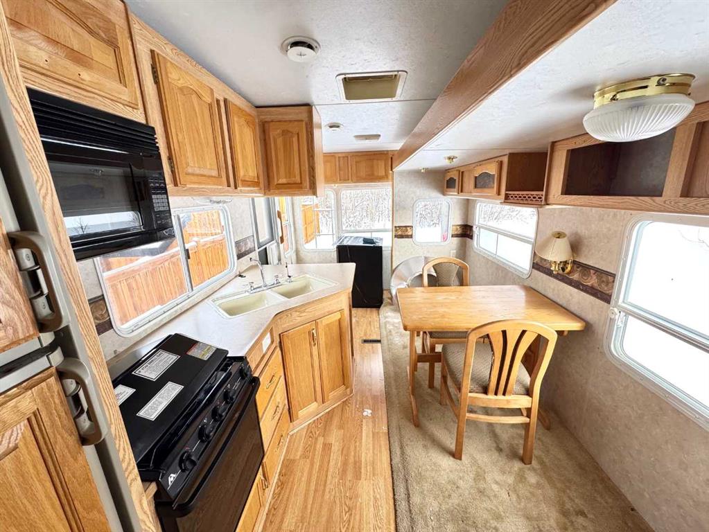 Picture for 48, 41310 Range Road 282  