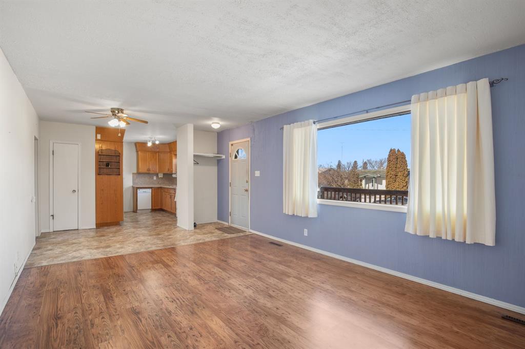 Picture for 4807 45 Street 