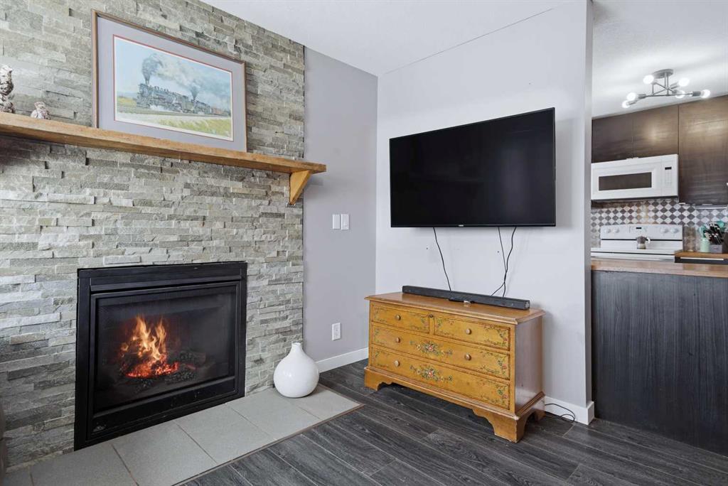 Picture for 69 willow springs Crescent 