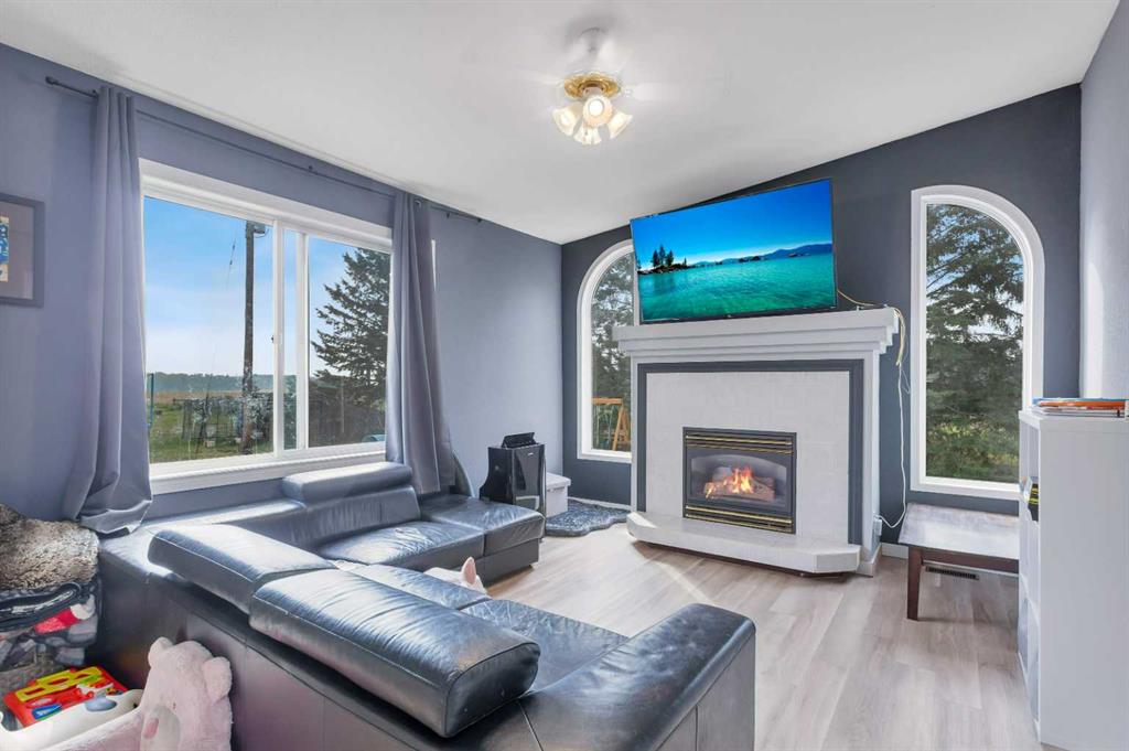 Picture for 395039 Highway 761  