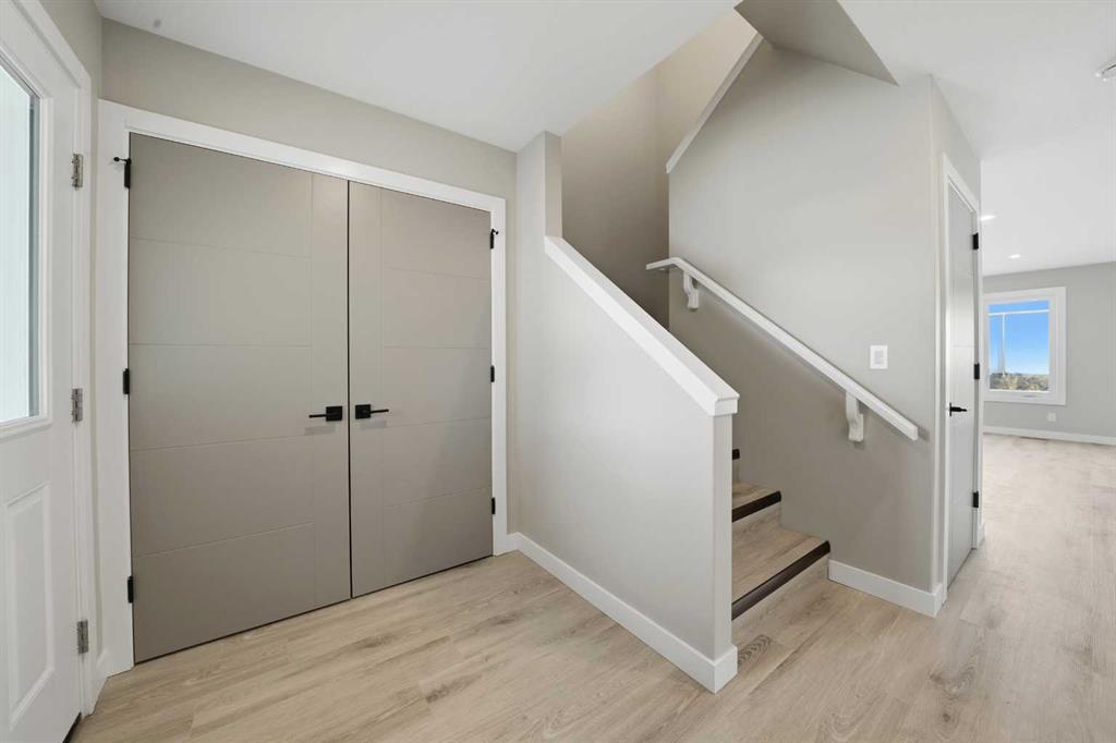 Picture for 125 Hampton Crescent 